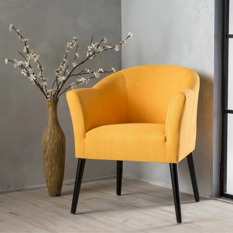 Poltrona in tessuto Augustenborg di Carson Carrington di Christopher Knight Home