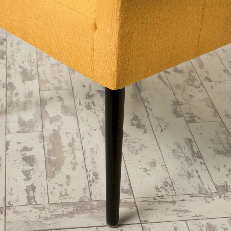 Poltrona in tessuto Augustenborg di Carson Carrington di Christopher Knight Home