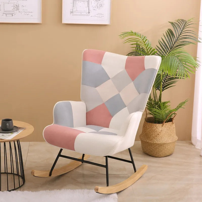Poltrona a dondolo Mid-Century in tessuto con gambe in legno e lino patchwork