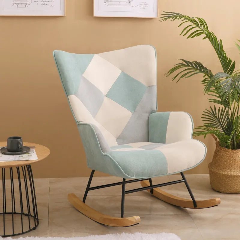 Poltrona a dondolo Mid-Century in tessuto con gambe in legno e lino patchwork