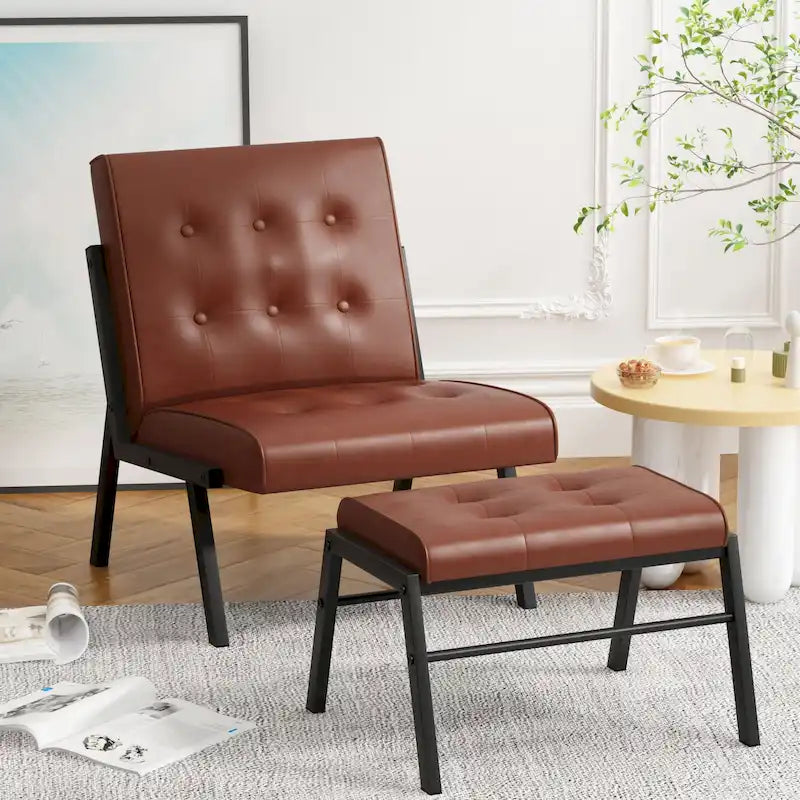 Mieres Poltrona di design di metà secolo in similpelle con poggiapiedi, sedia senza braccioli trapuntata, larga 60 cm, per soggiorno