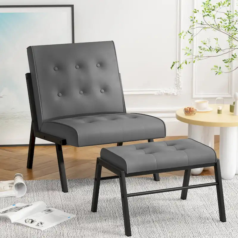 Mieres Poltrona di design di metà secolo in similpelle con poggiapiedi, sedia senza braccioli trapuntata, larga 60 cm, per soggiorno