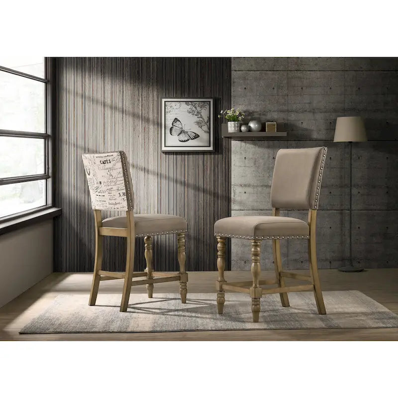 Set da pranzo ad altezza bancone Roundhill Furniture Birmingham da 6 pezzi con tavolo con finitura Driftwood e sedie con borchie
