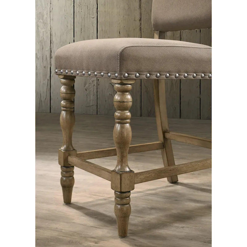 Set da pranzo ad altezza bancone Roundhill Furniture Birmingham da 6 pezzi con tavolo con finitura Driftwood e sedie con borchie