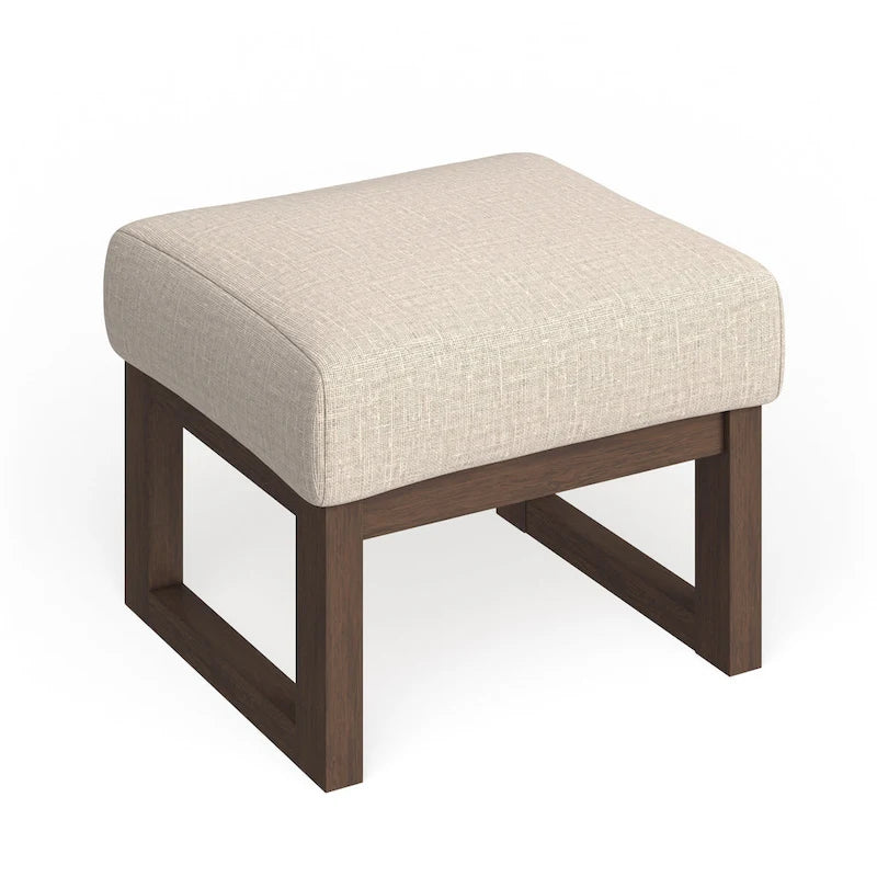 Sgabello poggiapiedi imbottito Carson Carrington Honningsvag beige chiaro in stile moderno metà secolo