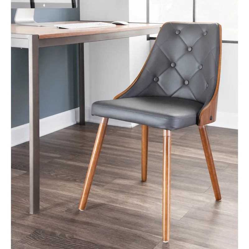 Sedia da pranzo in legno di noce moderno di metà secolo Carson Carrington Arvika - N/A