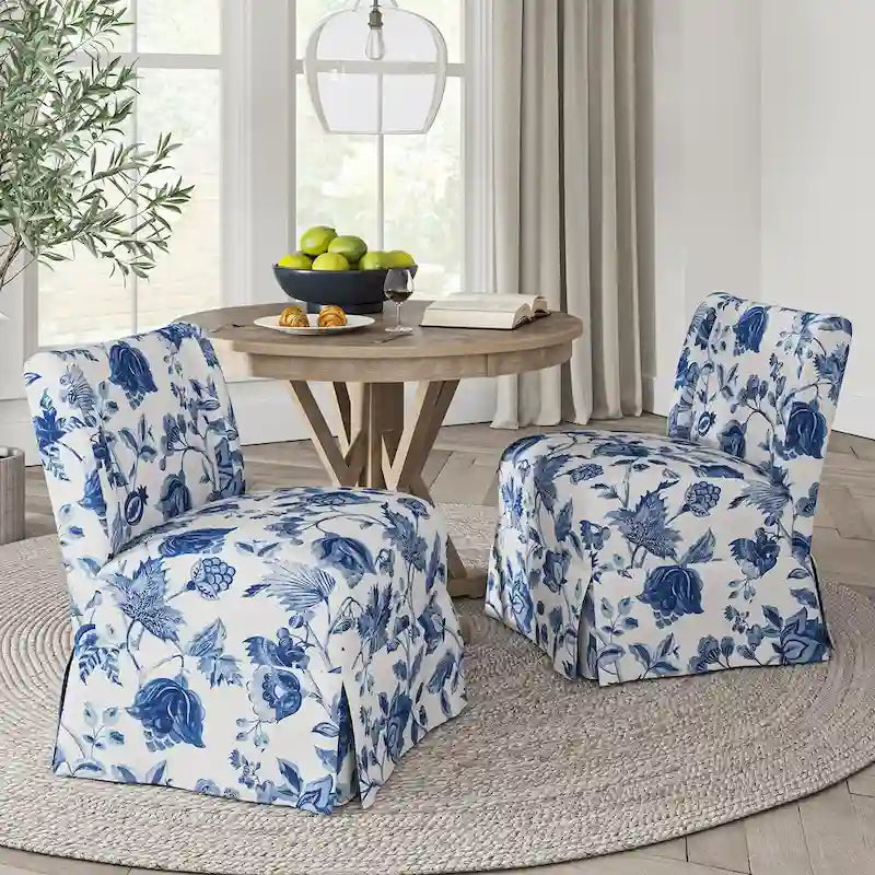 Set di 2 sedie slipper imbottite Falk Transitional con rivestimento e gambe in legno massello di HULALA HOME