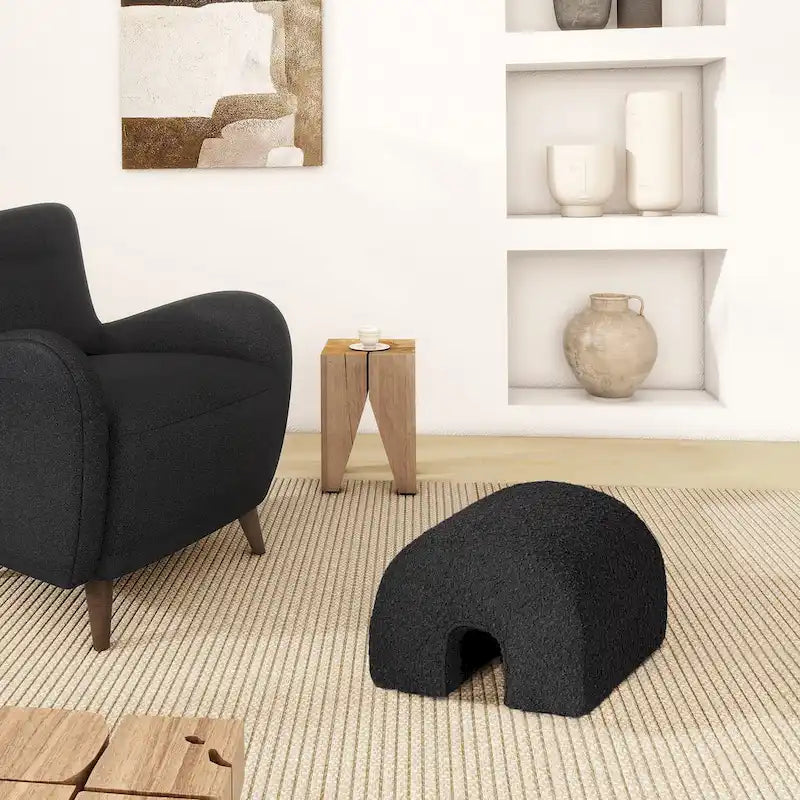Pouf poggiapiedi arcuato rivestito in finto sherpa Bridge 16 Boucle