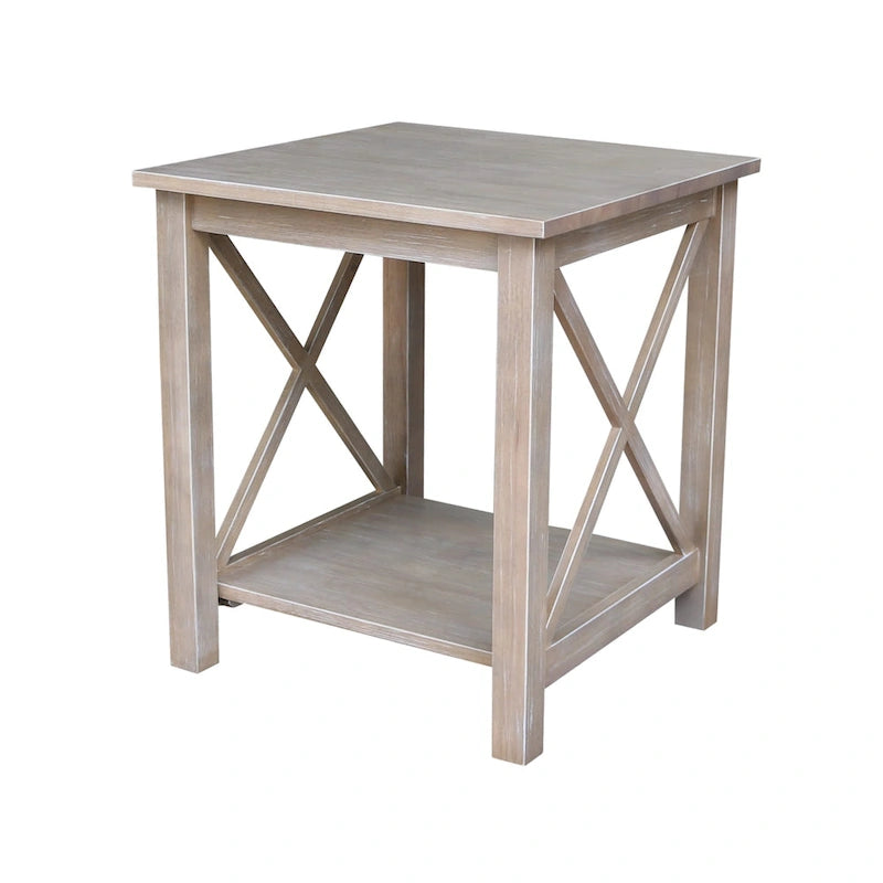 Tavolino finale in legno Hampton International Concepts