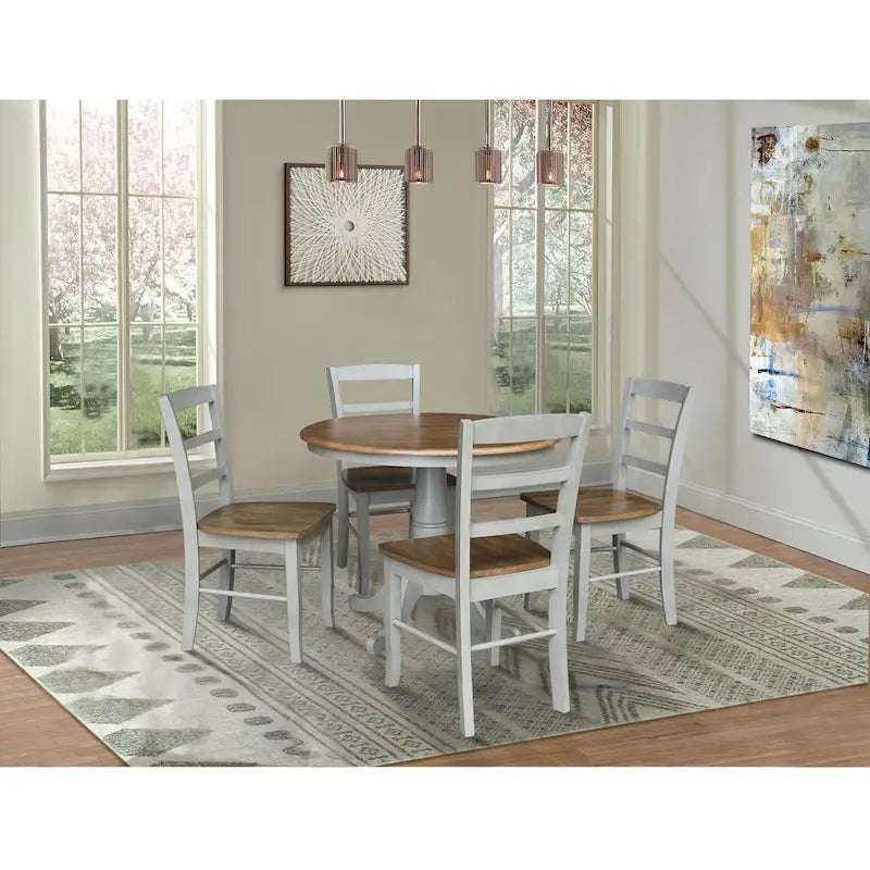 Tavolo da pranzo rotondo International Concepts Solid Wood 36 con piedistallo e 4 sedie Madrid con schienale a pioli