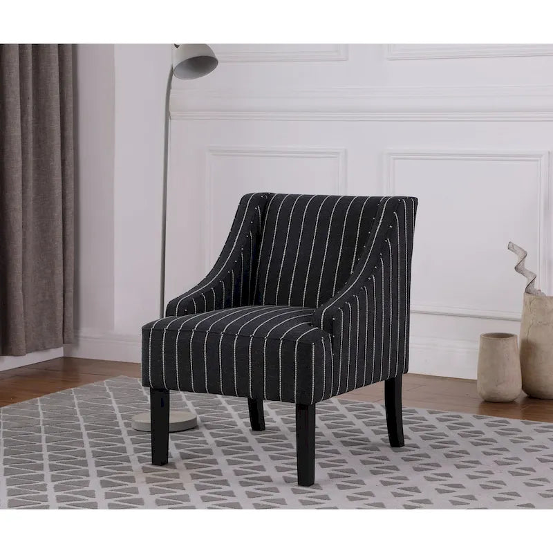 Poltrona accent classica HomePop con braccioli curvati