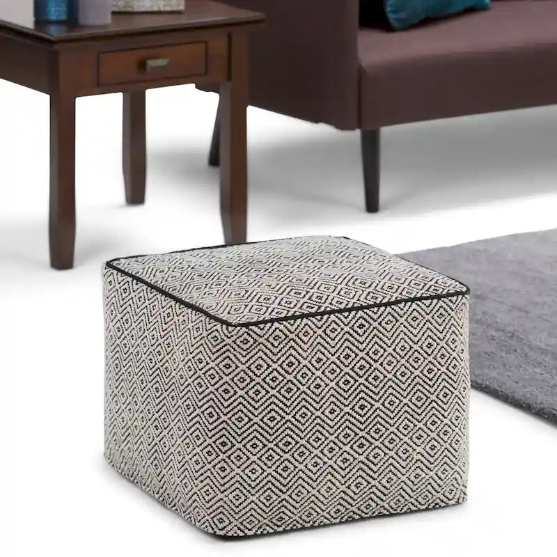 Pouf quadrato boho Dougan WYNDENHALL