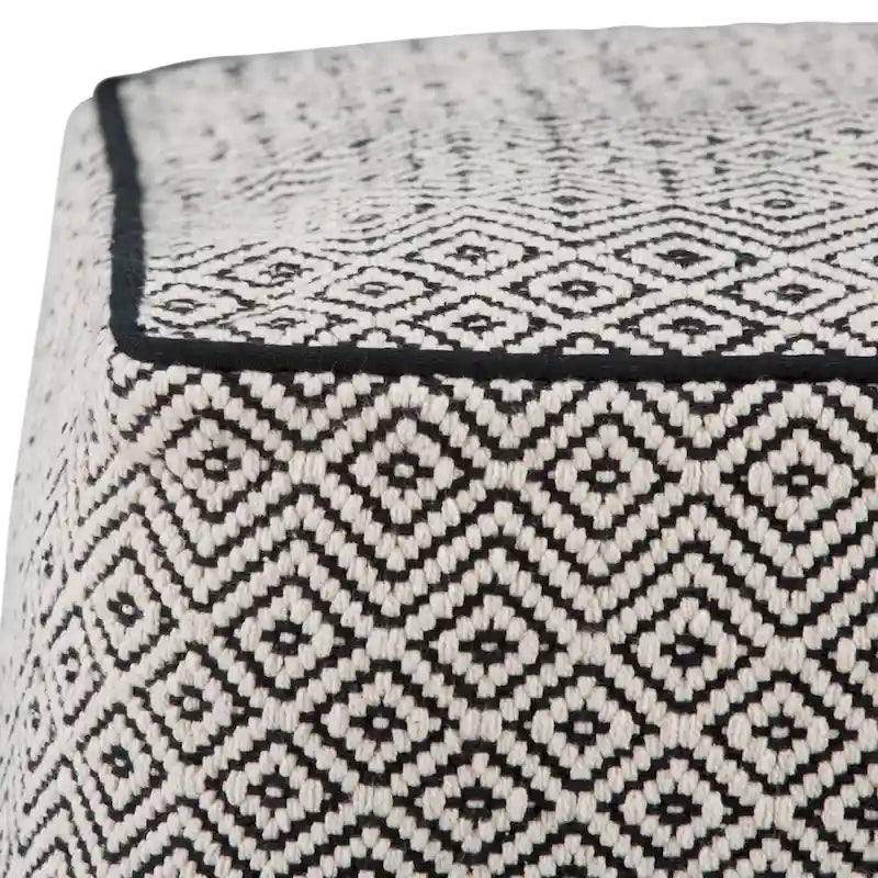 Pouf quadrato boho Dougan WYNDENHALL