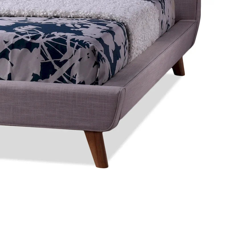 Letto a piattaforma King imbottito beige Carson Carrington Svinninge Mid-century