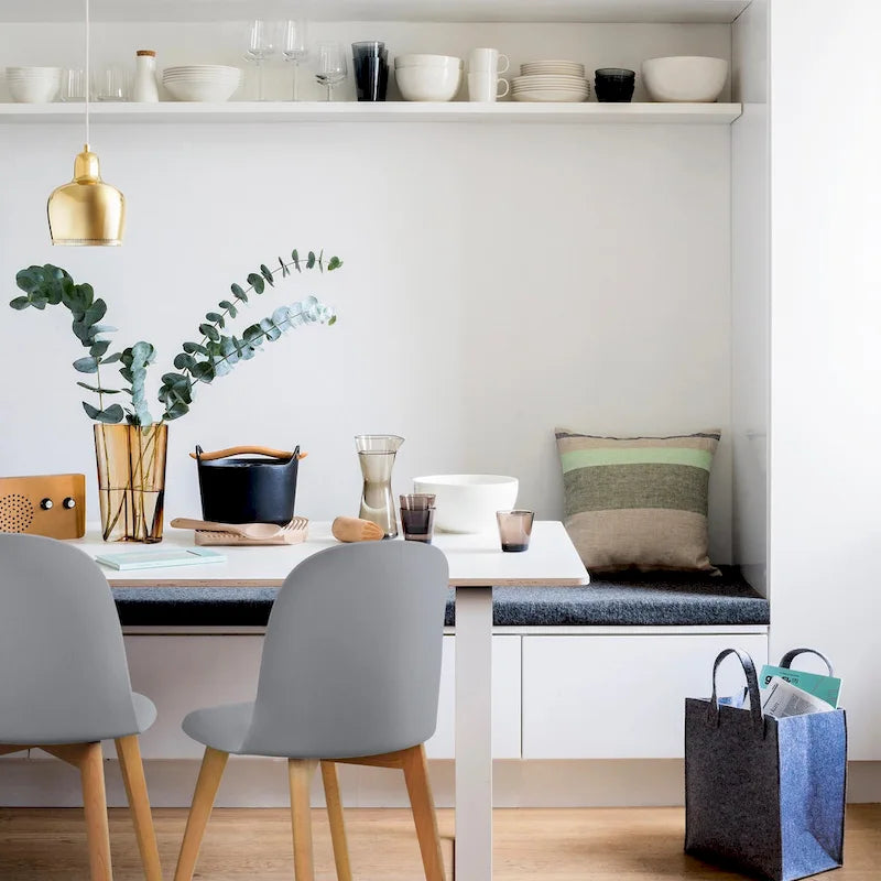 Set di 2 sedie da pranzo senza braccioli, seduta in plastica, gambe in legno per cucina, scrivania o computer