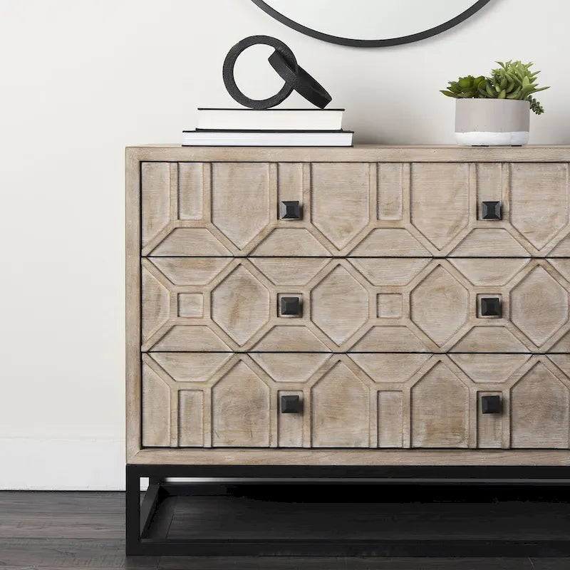 Credenza Genevieve I con impiallacciatura in abete grigio, struttura in ferro e 3 cassetti - 39.0L x 15.7W x 30.9H