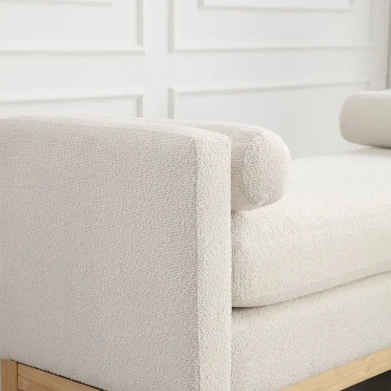 Panca imbottita con gambe in legno