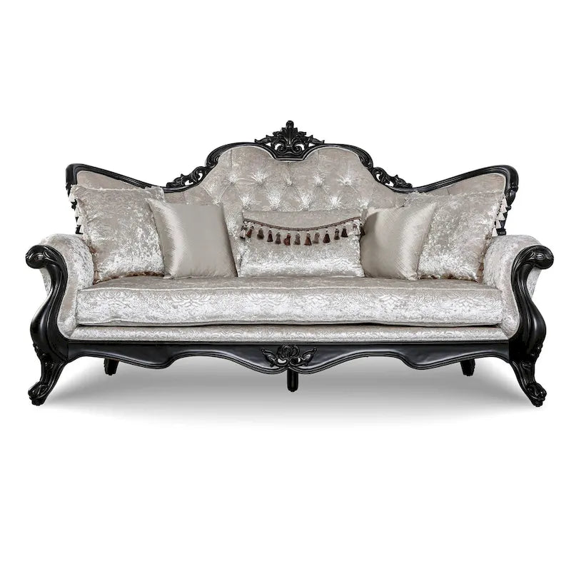 Set divani tradizionale Clarissa di Furniture of America con schienale trapuntato a bottoni e cuscini decorativi