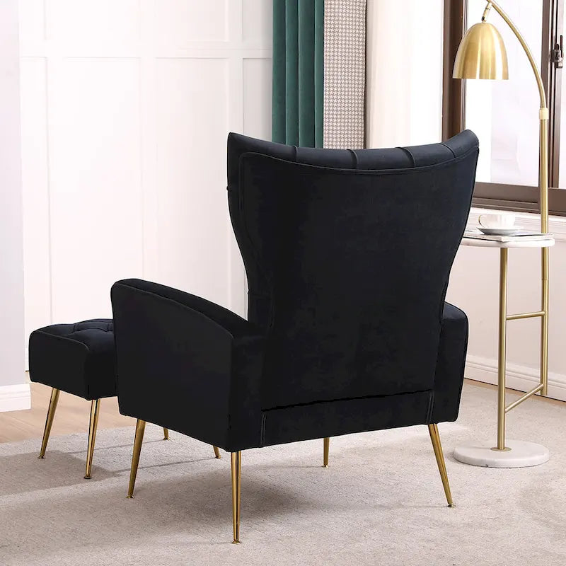 Poltrona a orecchioni imbottita con pouf