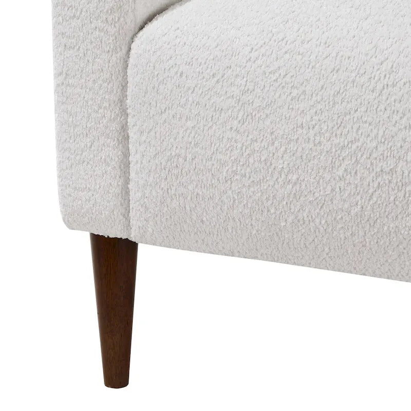 Poltrona moderna Carrara di Greyson Living
