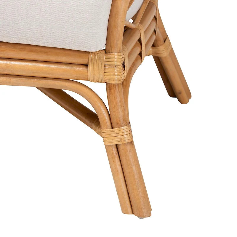 Poltrona d'accento Emmeline in rattan bohémien color miele