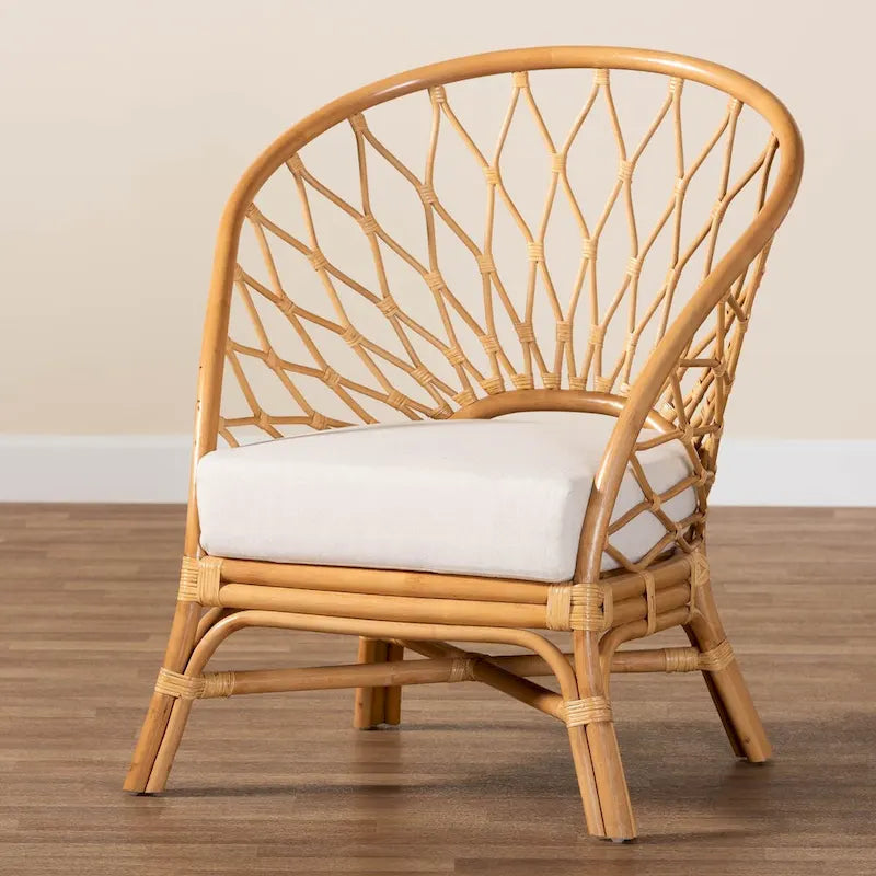 Poltrona d'accento Emmeline in rattan bohémien color miele