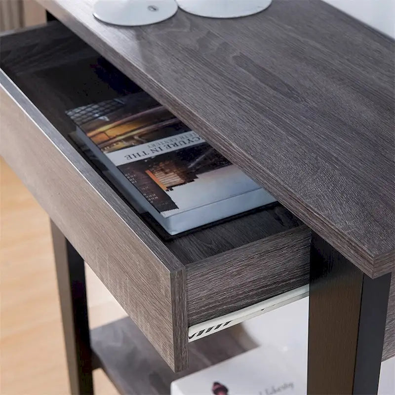 Console moderna con ripiano inferiore e gambe affusolate