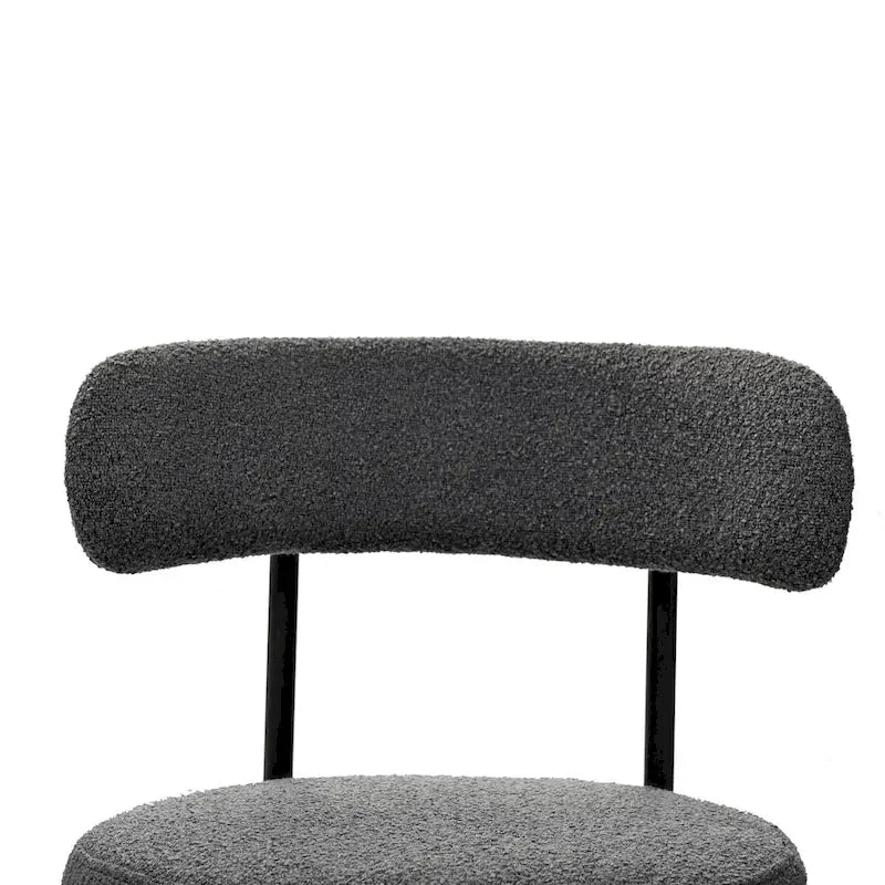 Set di 2 sedie da pranzo moderne rotonde imbottite in Boucle, schienale curvo e gambe in metallo nero verniciato a spruzzo