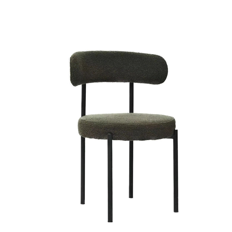 Set di 2 sedie da pranzo moderne rotonde imbottite in Boucle, schienale curvo e gambe in metallo nero verniciato a spruzzo