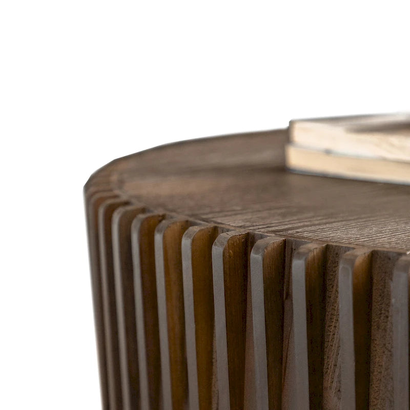 Set di Tavolini da Caffè con Design Goffrato a Rilievo Verticale per Soggiorno (Set da 2)