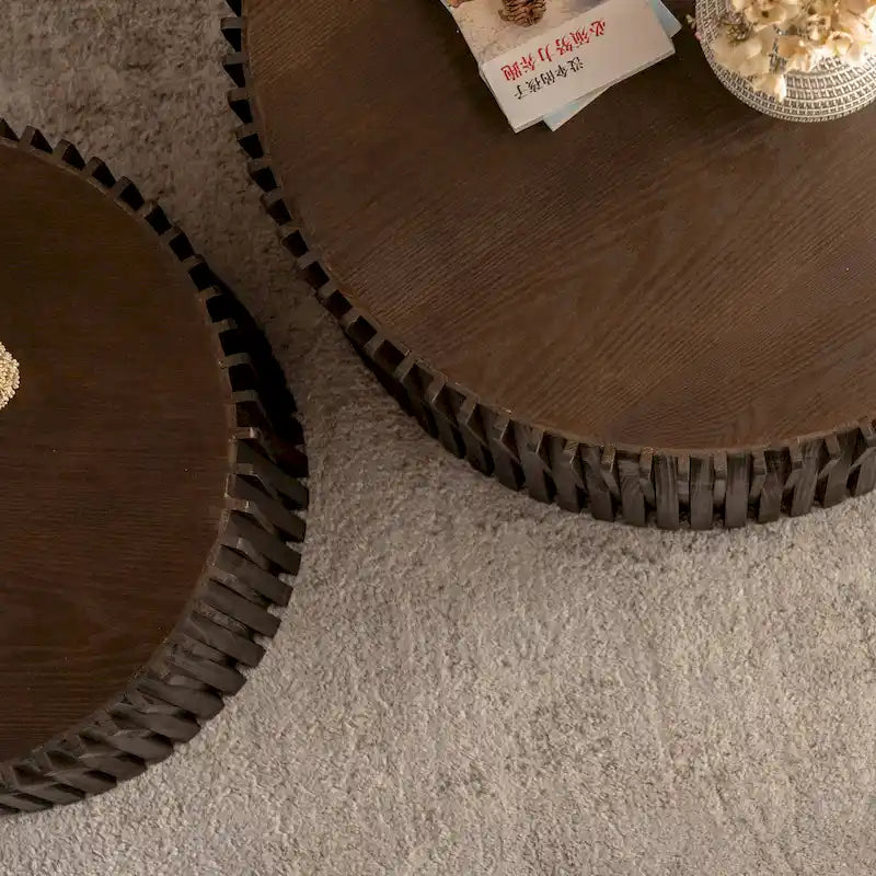 Set di Tavolini da Caffè con Design Goffrato a Rilievo Verticale per Soggiorno (Set da 2)